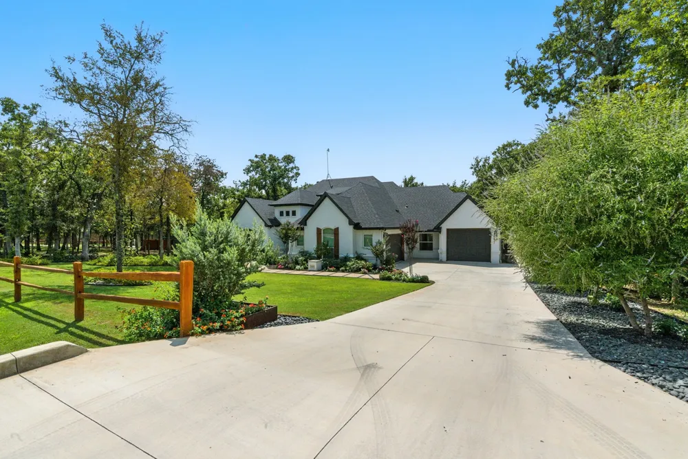 1001 Trinity Oaks Road Weatherford, TX 76087