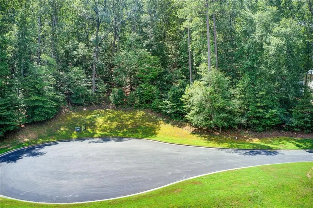 3869 Teesdale Court Sandy Springs, GA 30350