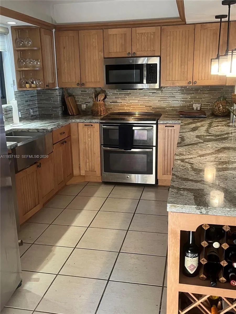 202 Sanctuary Dr Key Largo, FL 33037
