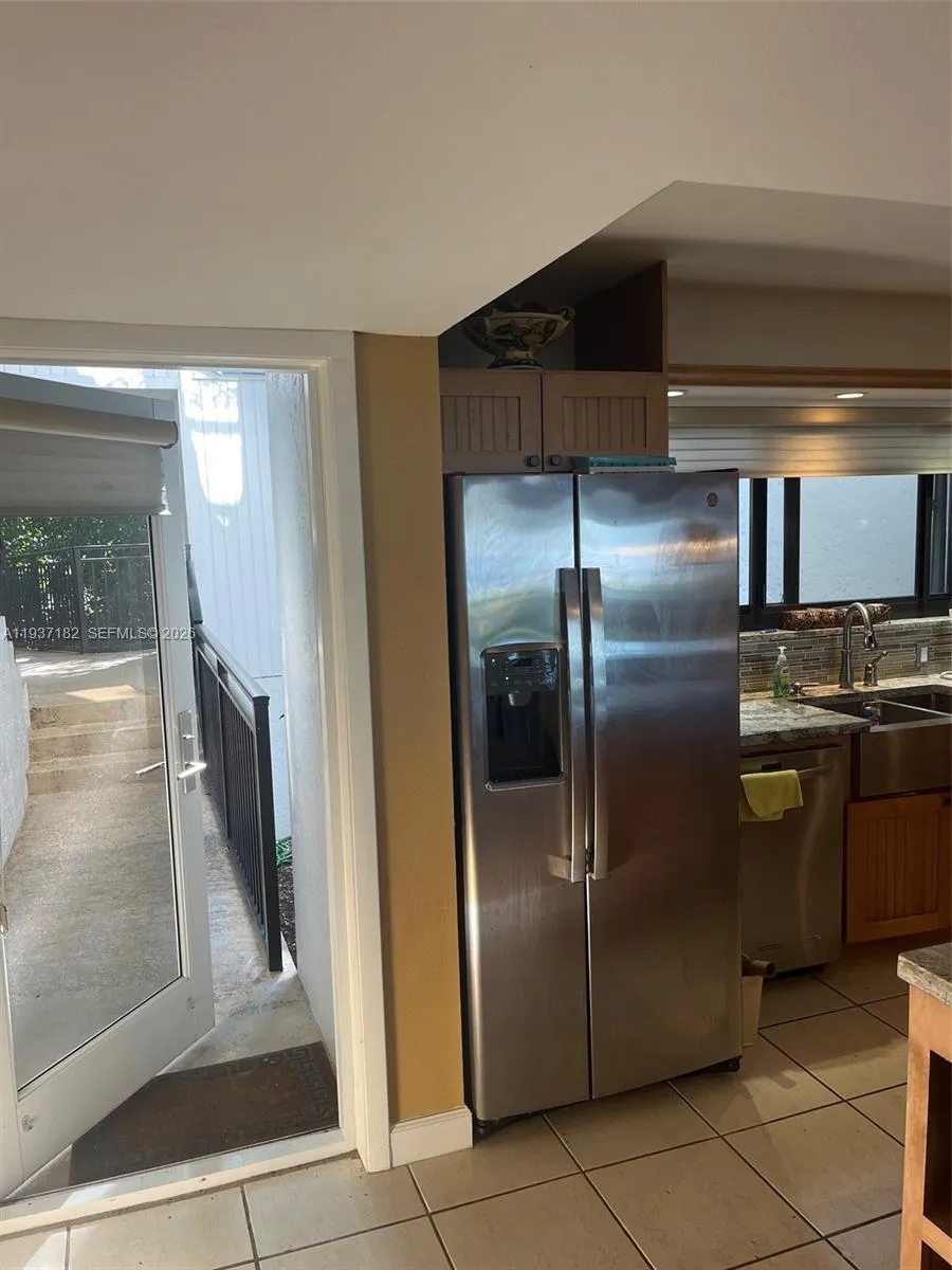 202 Sanctuary Dr Key Largo, FL 33037