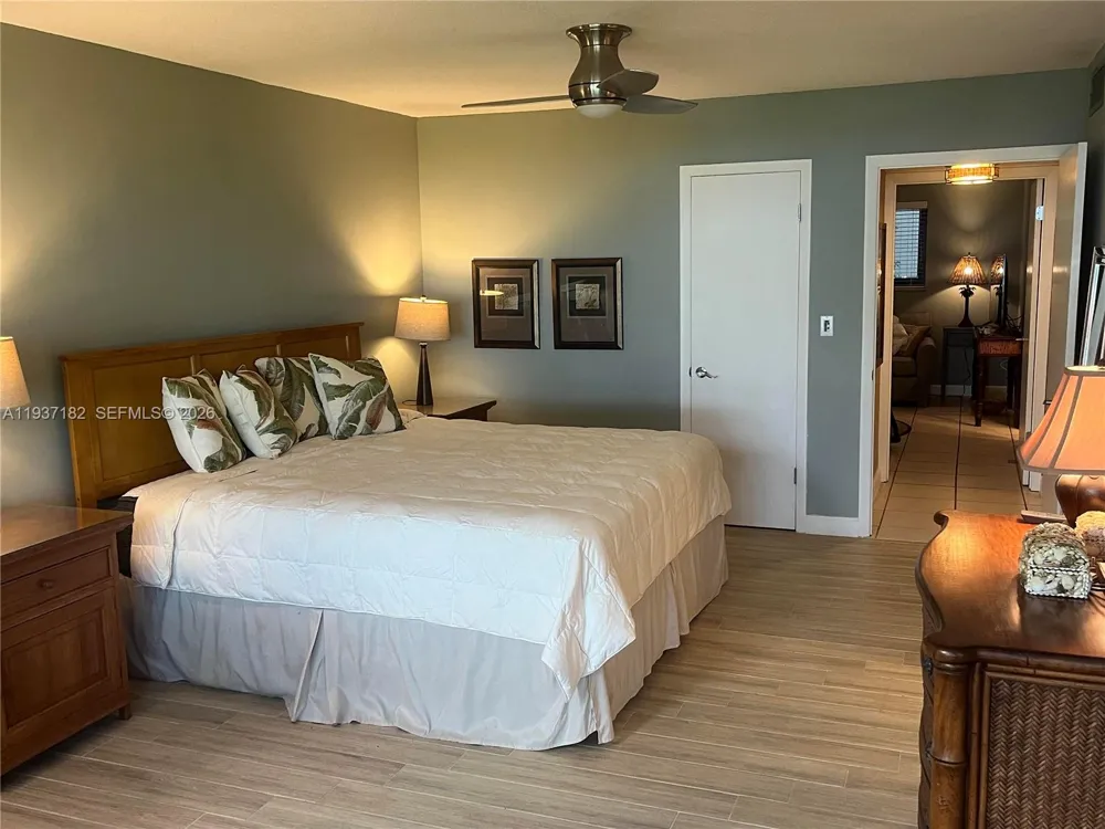 202 Sanctuary Dr Key Largo, FL 33037