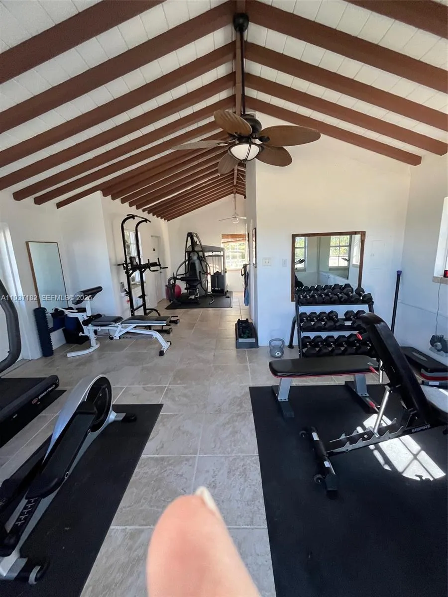 202 Sanctuary Dr Key Largo, FL 33037