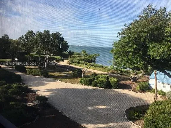 202 Sanctuary Dr Key Largo, FL 33037