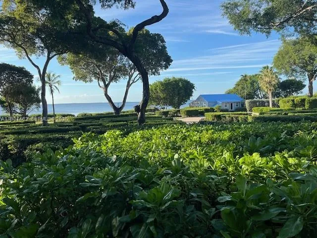 202 Sanctuary Dr Key Largo, FL 33037