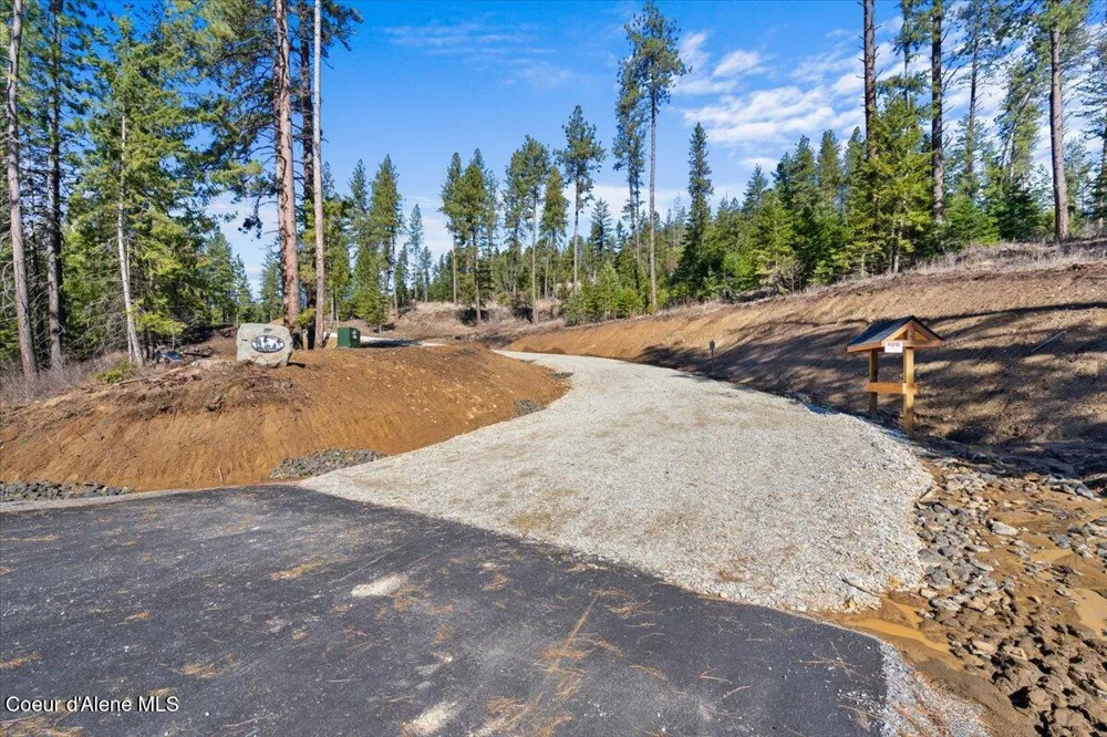 L1B1 NKA Highway 97 Harrison, ID 83833