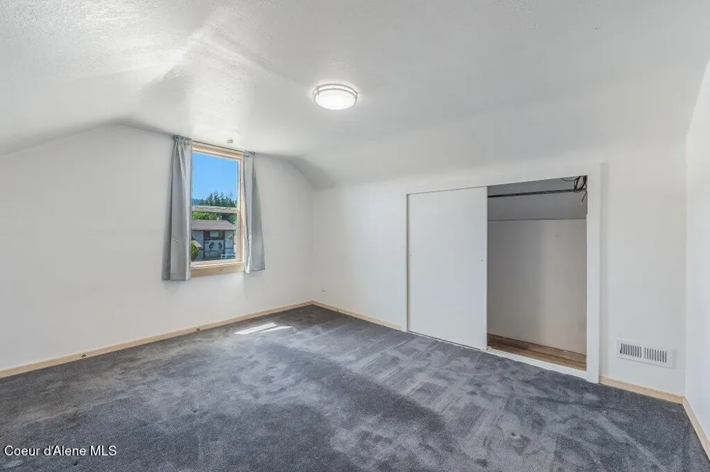 9727 W E STREET Worley, ID 83876