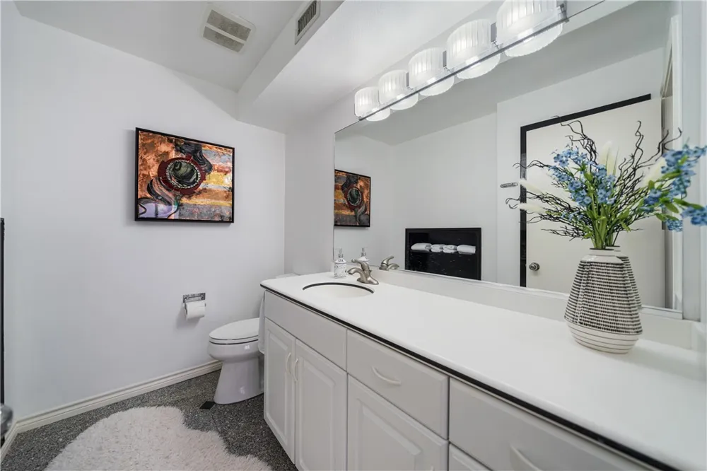 1400 Ocean Drive #1104A Corpus Christi, TX 78404