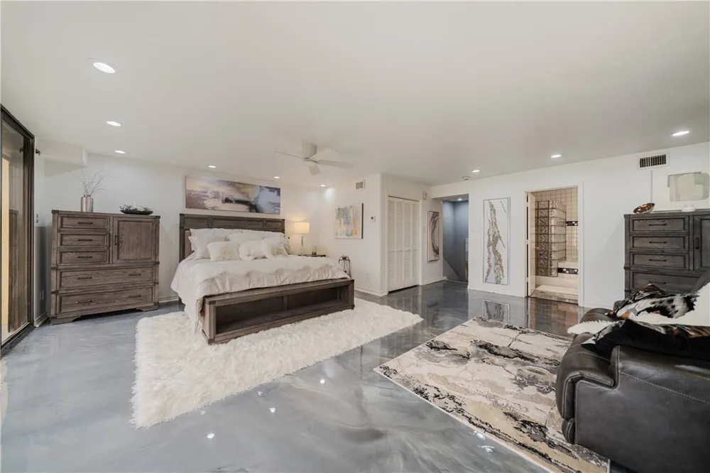 1400 Ocean Drive #1104A Corpus Christi, TX 78404
