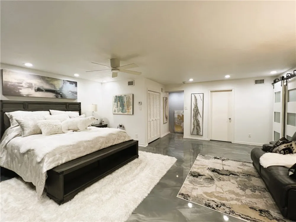 1400 Ocean Drive #1104A Corpus Christi, TX 78404