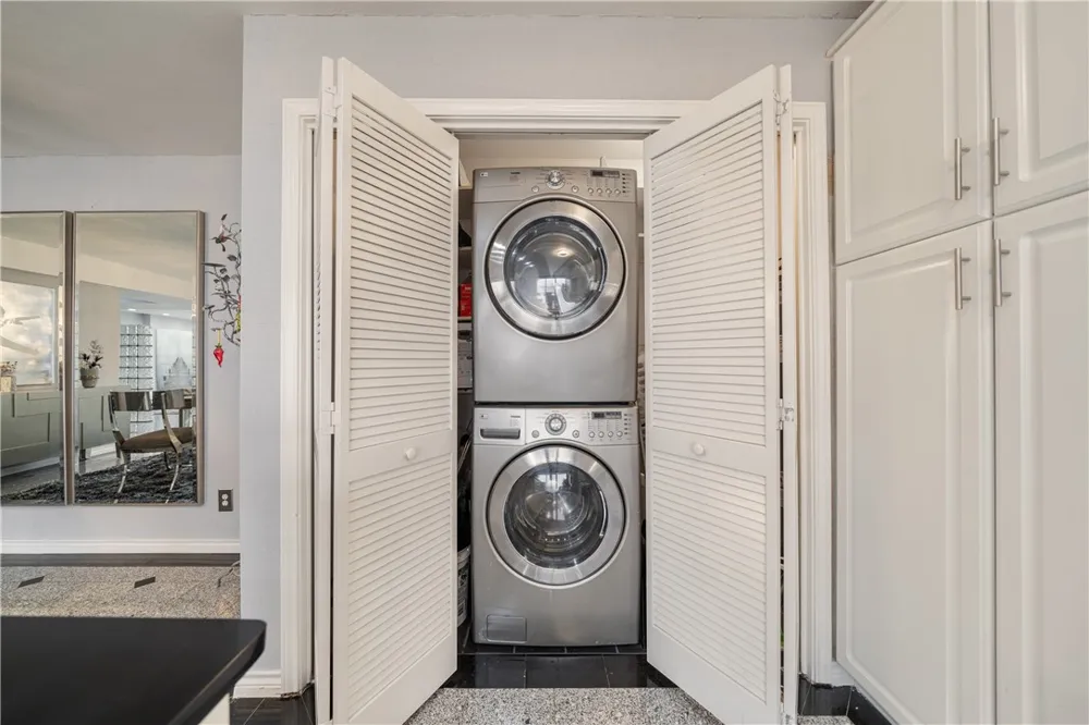 1400 Ocean Drive #1104A Corpus Christi, TX 78404