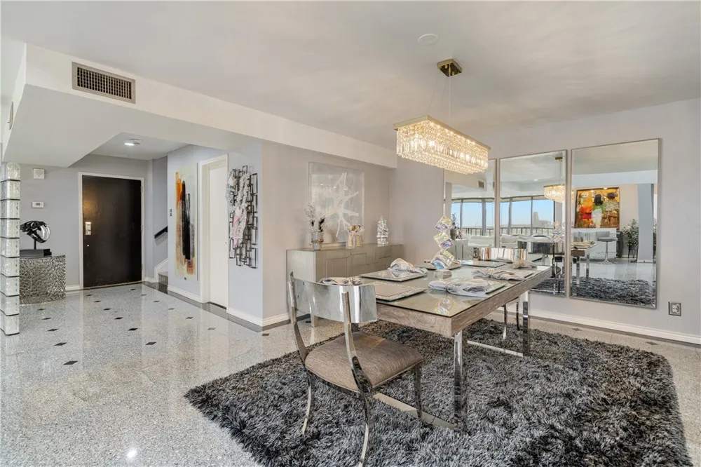 1400 Ocean Drive #1104A Corpus Christi, TX 78404