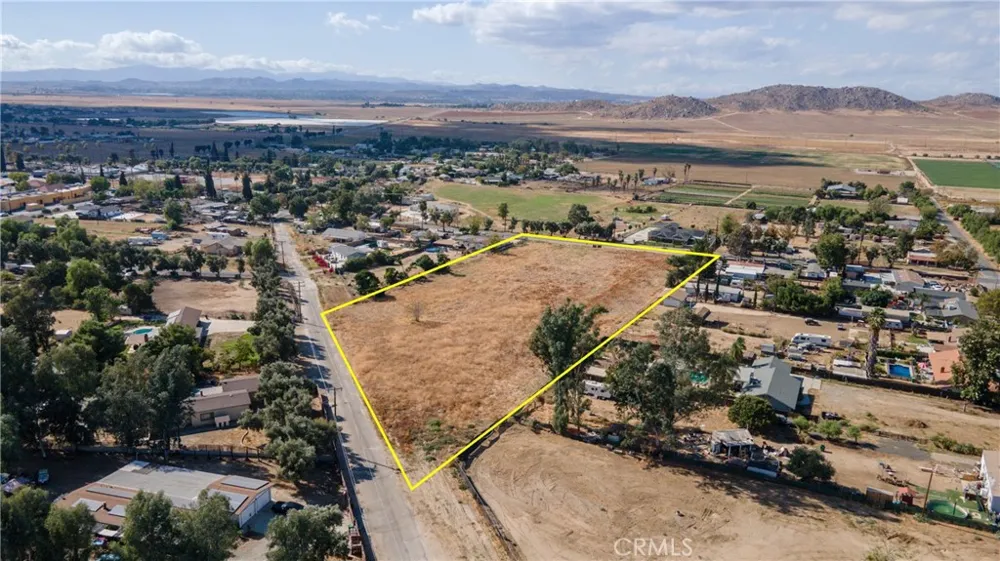 Lakeview Avenue Nuevo/Lakeview, CA 92567