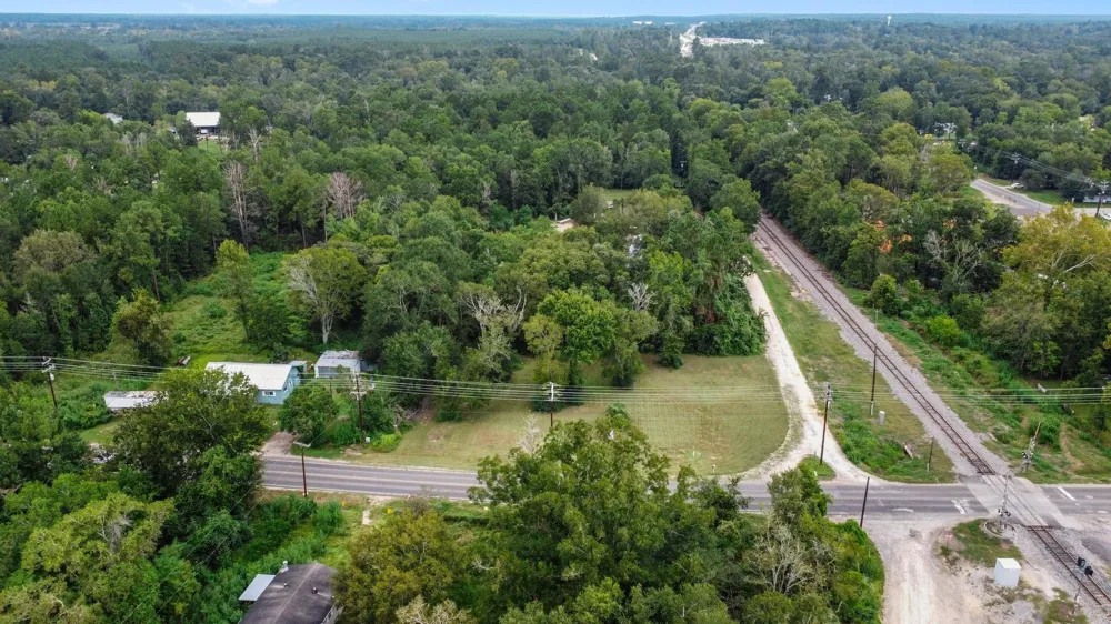 328 W Fm-1988 Goodrich, TX 77335