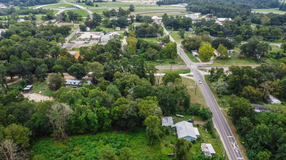 328 W Fm-1988 Goodrich, TX 77335