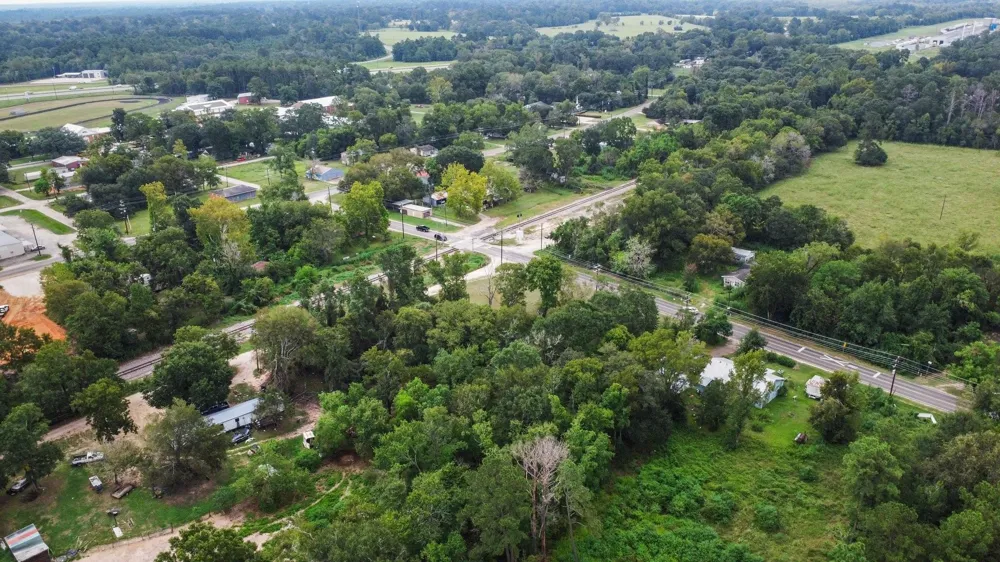 328 W Fm-1988 Goodrich, TX 77335