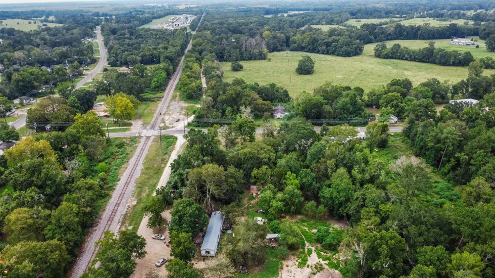 328 W Fm-1988 Goodrich, TX 77335