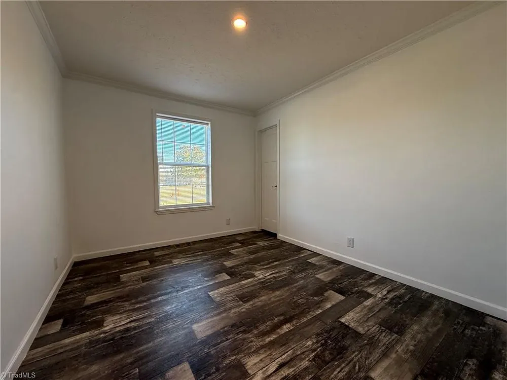 812 W Main Street Pilot Mountain, NC 27041