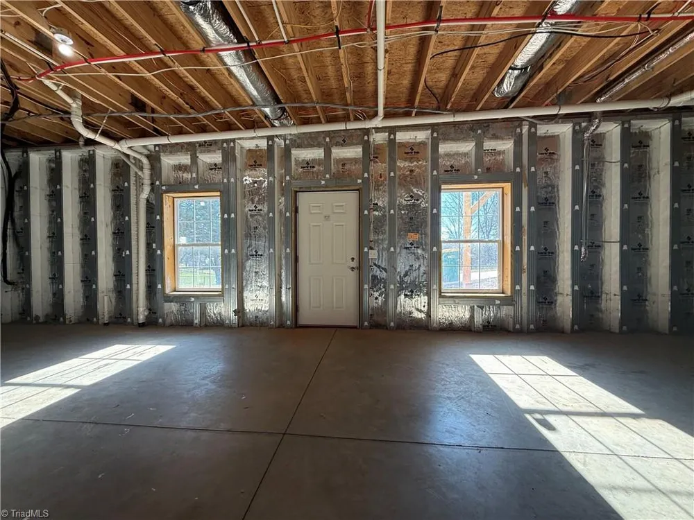 812 W Main Street Pilot Mountain, NC 27041