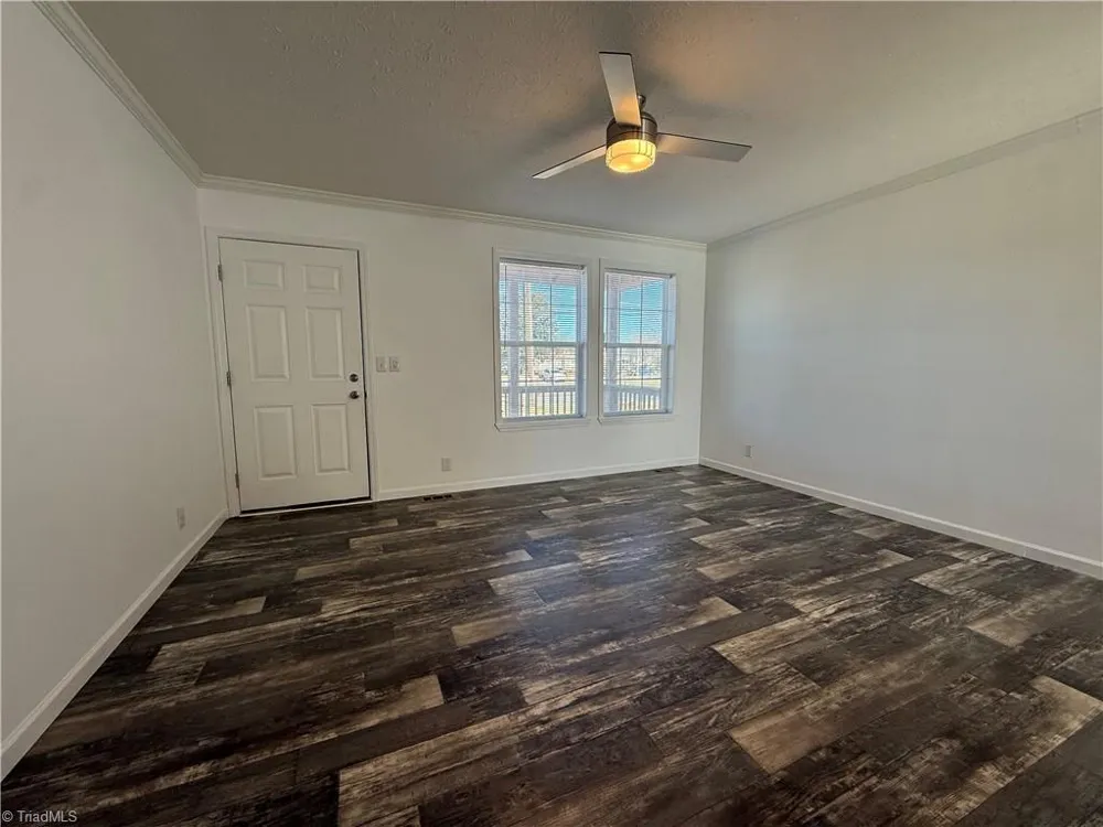 812 W Main Street Pilot Mountain, NC 27041