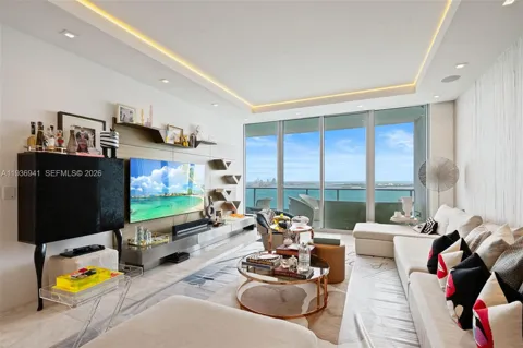 1331 Brickell Bay Dr #2907