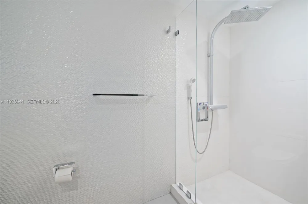 1331 Brickell Bay Dr #2907 Miami, FL 33131