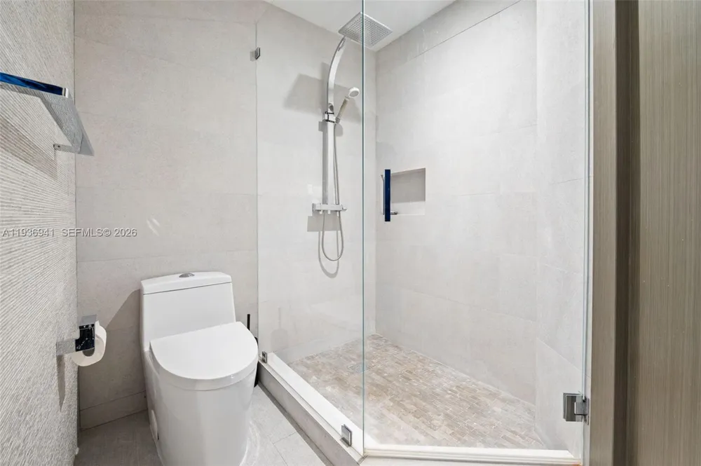 1331 Brickell Bay Dr #2907 Miami, FL 33131