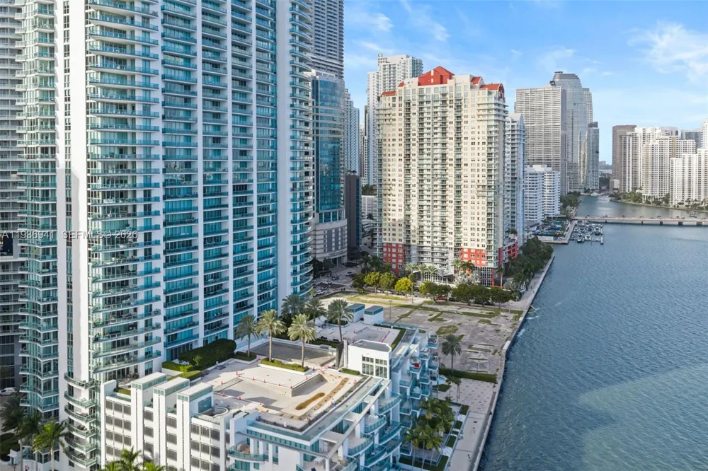 1331 Brickell Bay Dr #2907 Miami, FL 33131