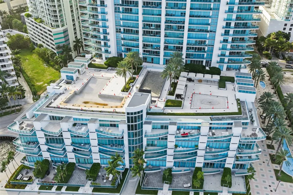 1331 Brickell Bay Dr #2907 Miami, FL 33131