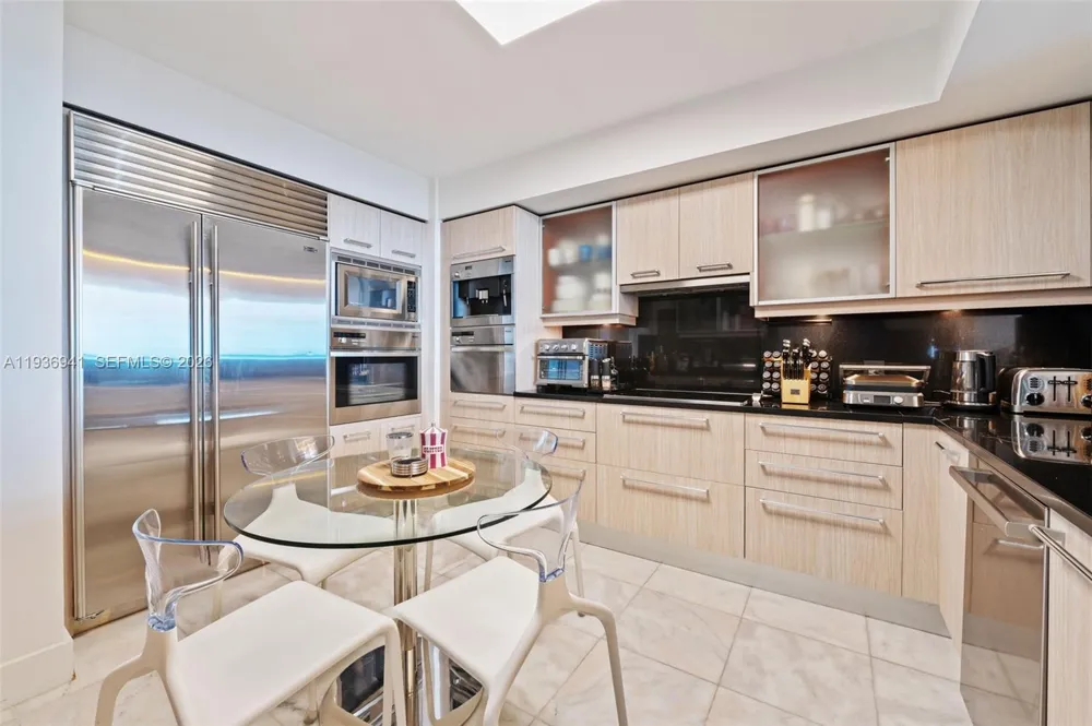 1331 Brickell Bay Dr #2907 Miami, FL 33131