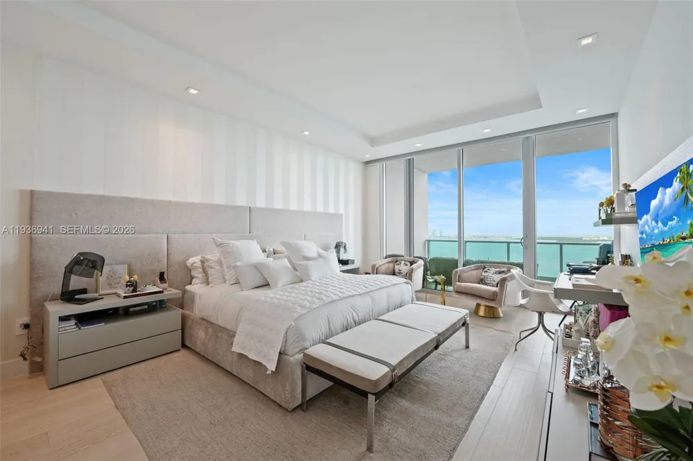 1331 Brickell Bay Dr #2907 Miami, FL 33131