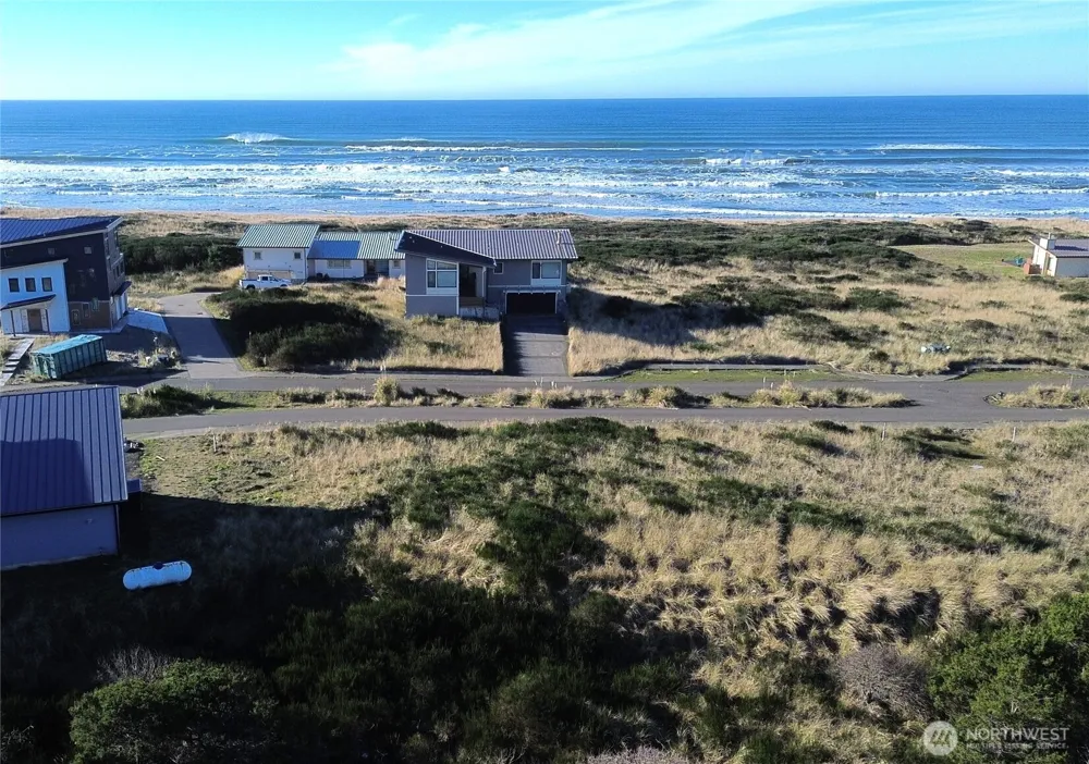 1332 Cohasset Crest Westport, WA 98595