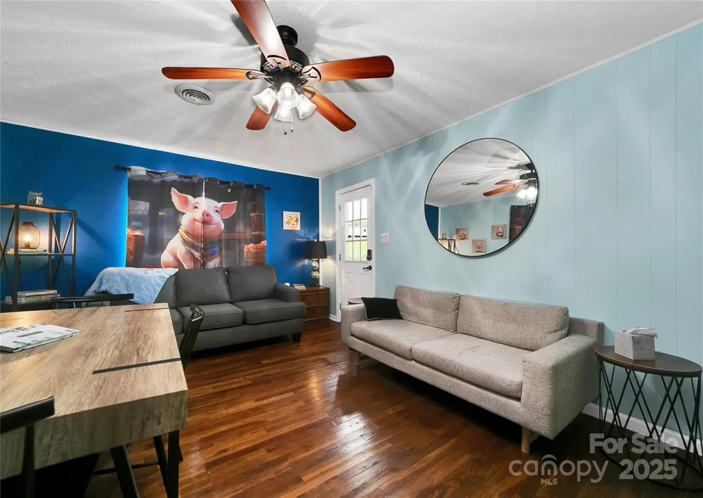 626 Fairview Loop Hot Springs, NC 28743