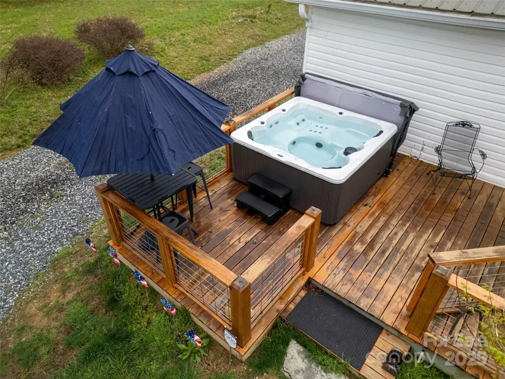 626 Fairview Loop Hot Springs, NC 28743