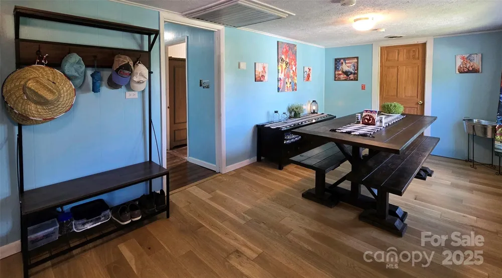 626 Fairview Loop Hot Springs, NC 28743