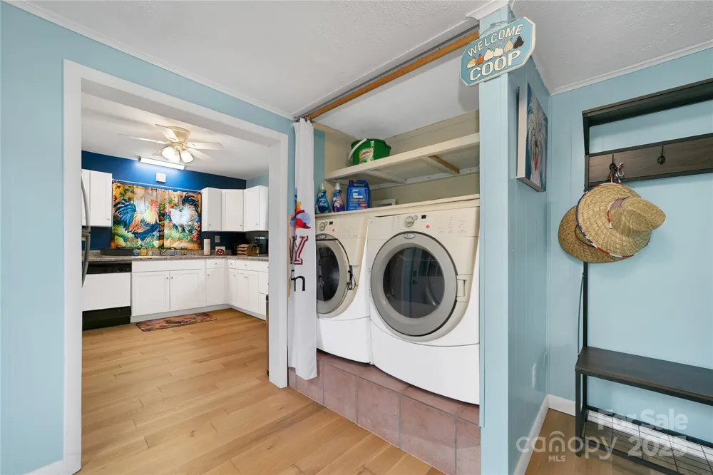 626 Fairview Loop Hot Springs, NC 28743