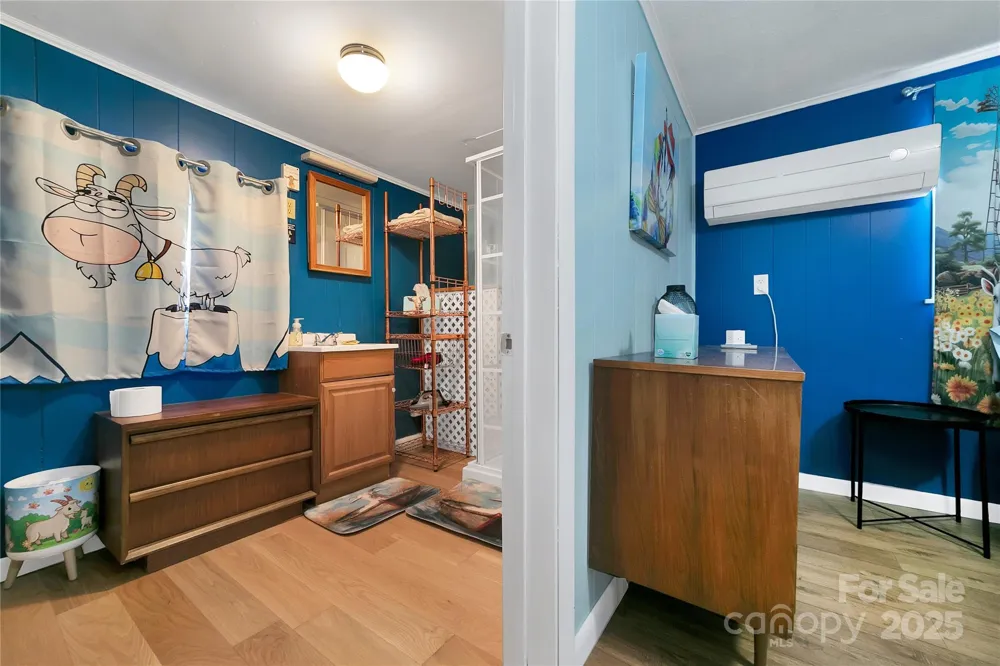 626 Fairview Loop Hot Springs, NC 28743