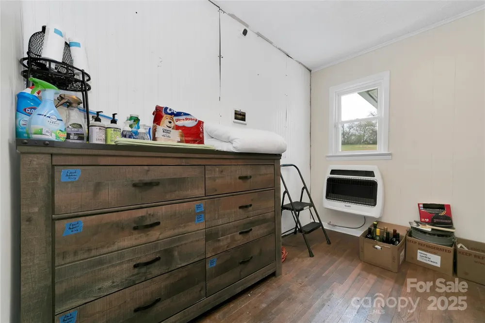 626 Fairview Loop Hot Springs, NC 28743
