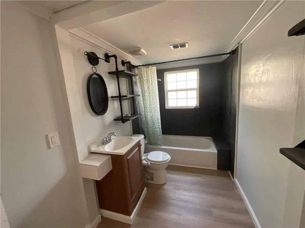 2806 Guadalupe Corpus Christi, TX 78405