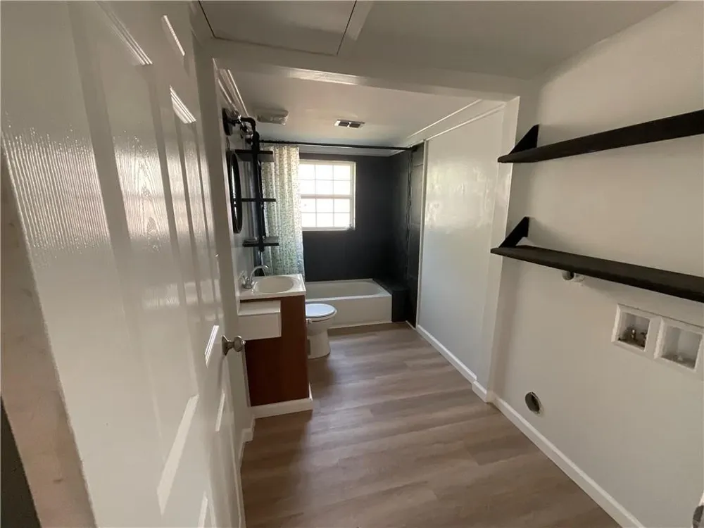 2806 Guadalupe Corpus Christi, TX 78405