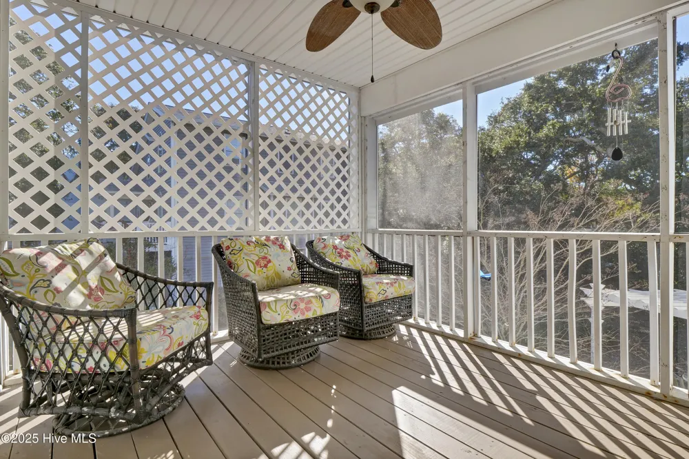111 Cutlass Drive Surf City, NC 28445