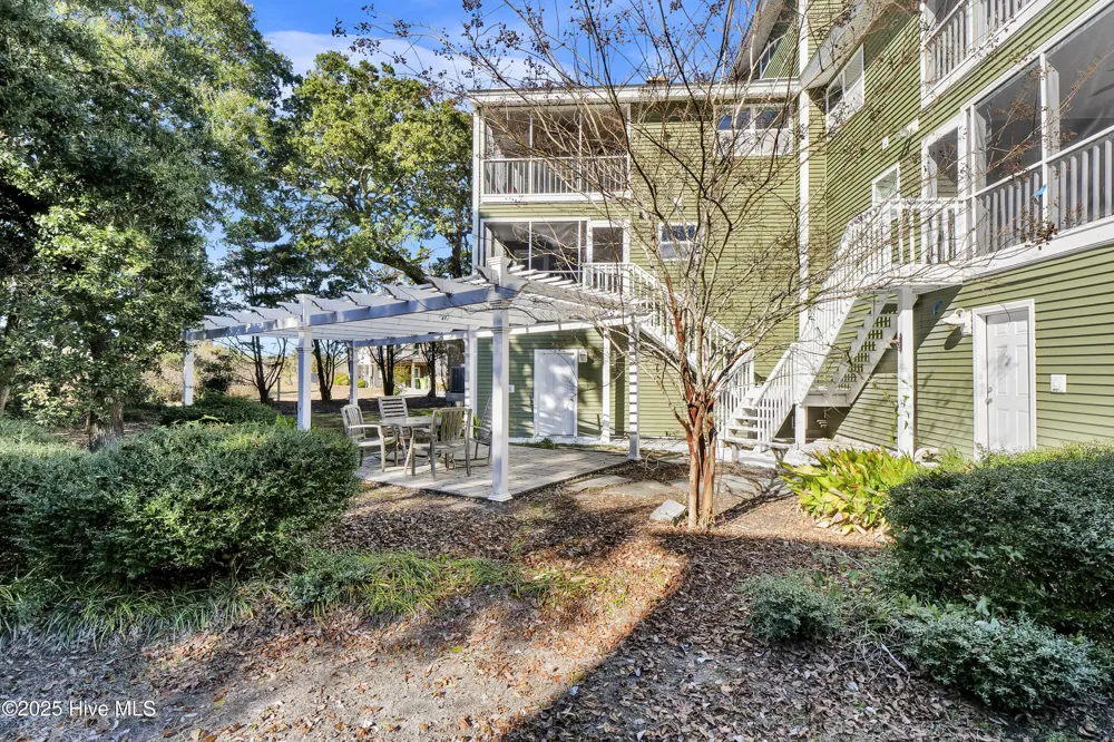 111 Cutlass Drive Surf City, NC 28445