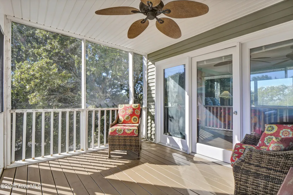 111 Cutlass Drive Surf City, NC 28445