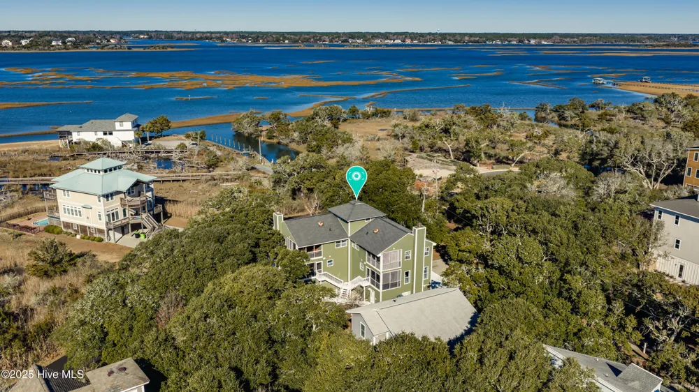 111 Cutlass Drive Surf City, NC 28445