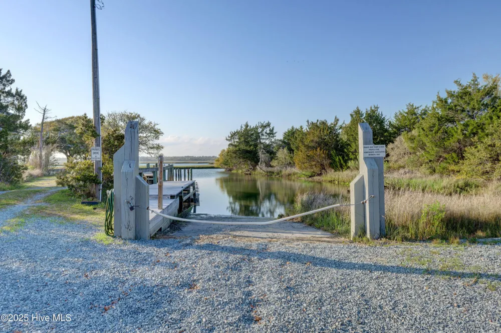 111 Cutlass Drive Surf City, NC 28445