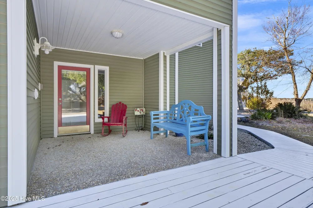 111 Cutlass Drive Surf City, NC 28445