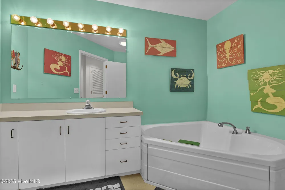 111 Cutlass Drive Surf City, NC 28445