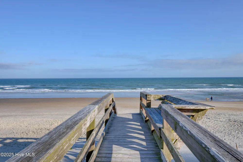 111 Cutlass Drive Surf City, NC 28445