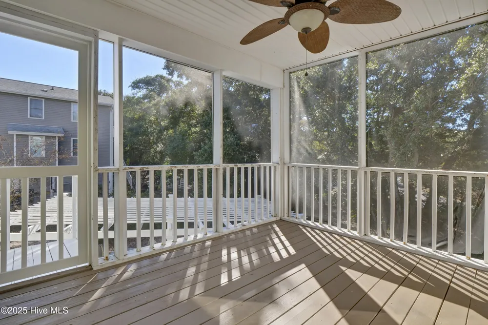 111 Cutlass Drive Surf City, NC 28445