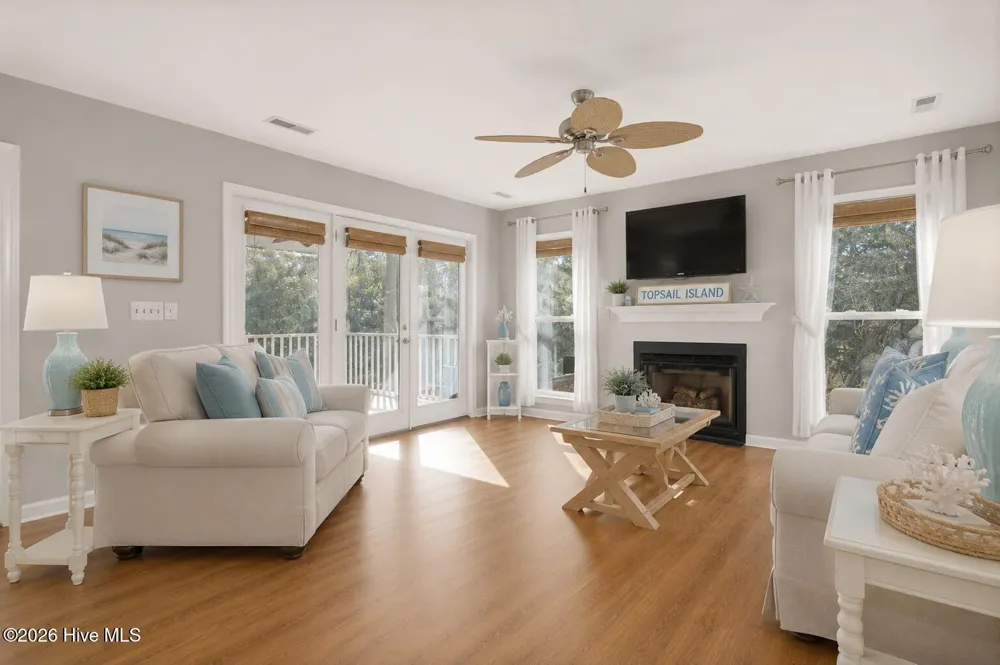 111 Cutlass Drive Surf City, NC 28445