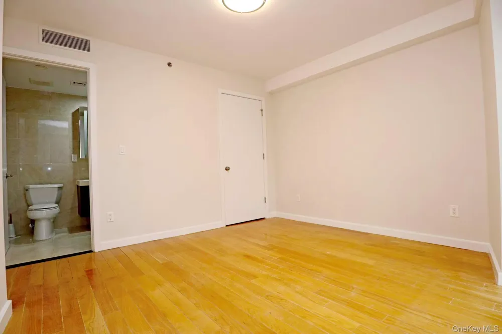 15815 Union Turnpike #3B Fresh Meadows, NY 11366